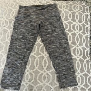 Lululemon capris